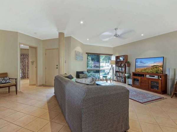 8 Red Ochre St, Redlynch - Thumbnail 6