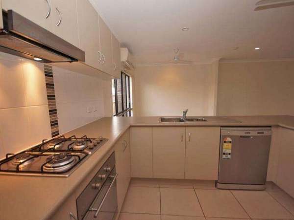 20 Redcap Bend, Trinity Park - Thumbnail 3
