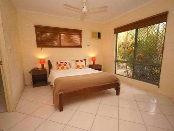 11 Damson Drive, Redlynch - Thumbnail 6