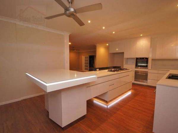 21 Norwood Crescent, Trinity Park - Thumbnail 4