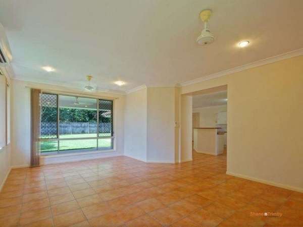 28 Meander Close, Brinsmead - Thumbnail 5