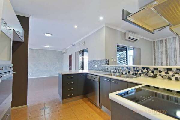 5 Colonial Close, Redlynch - Thumbnail 2
