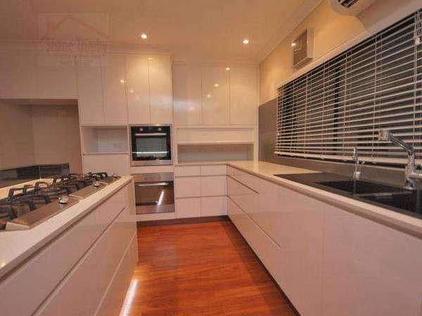 21 Norwood Crescent, Trinity Park - Thumbnail 8
