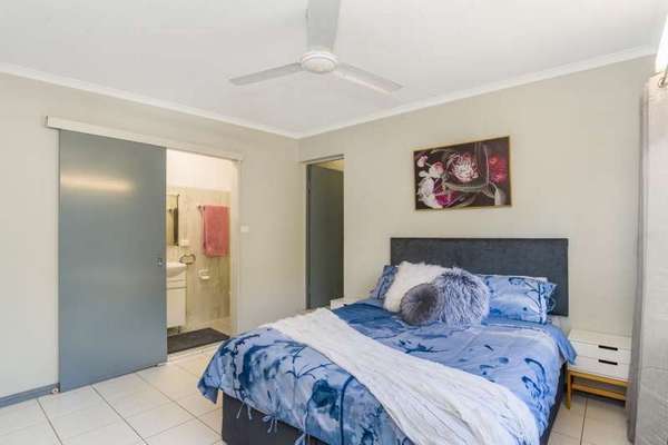 13 Lennon Street, Westcourt - Thumbnail 8