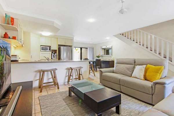 11/24-26 Old Smithfield Road, Freshwater - Thumbnail 8