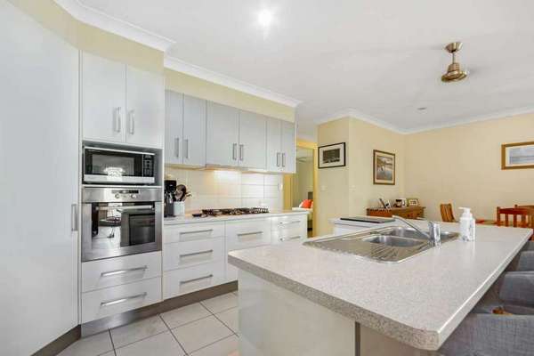 38 Red Ochre St, Redlynch - Thumbnail 3