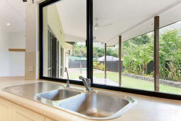 40 Red Ochre St, Redlynch - Thumbnail 2
