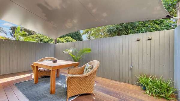 11/24-26 Old Smithfield Road, Freshwater - Thumbnail 6