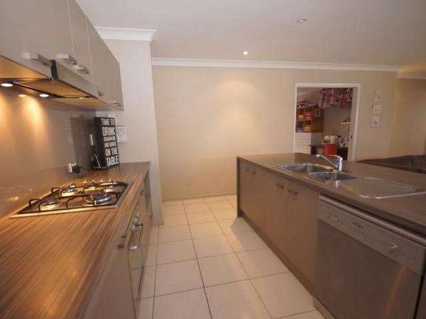 103 Gamburra Drive, Redlynch - Thumbnail 8