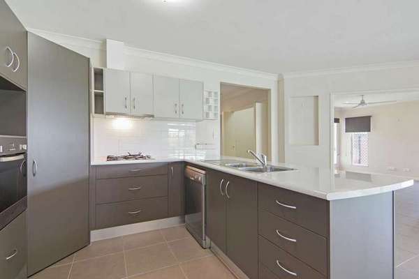 14 Heysen Close, Redlynch - Thumbnail 2