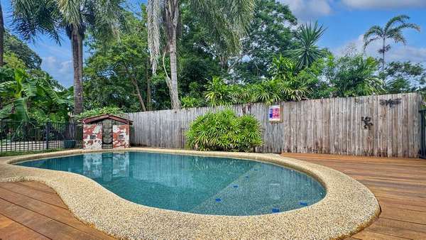 40 Winkworth Street, Bungalow - Thumbnail 2