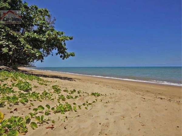 102 Wistaria St, Holloways Beach - Thumbnail 2