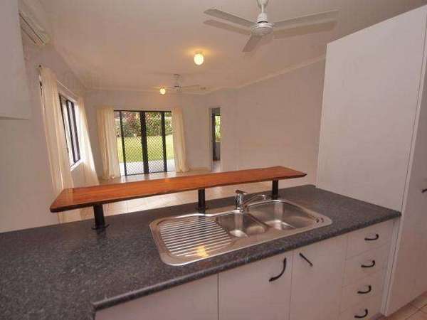 13 Sophie Close, Brinsmead - Thumbnail 7