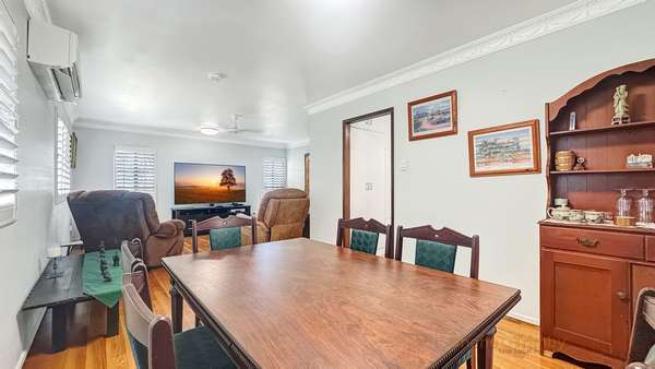 35 Pepperina St, Mooroobool - Thumbnail 7