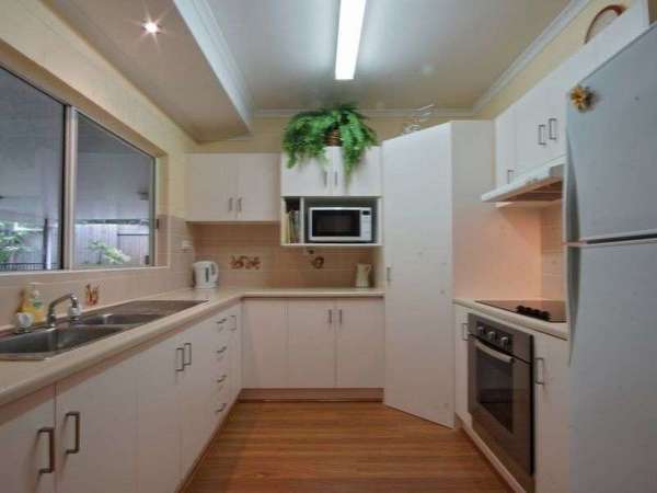 14 Satinash Close, Redlynch - Thumbnail 8