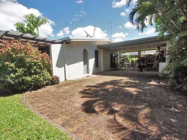 411 McCoombe Street, Mooroobool - Thumbnail 4