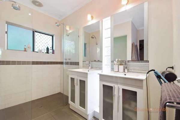 6 Govern Close, Redlynch - Thumbnail 5