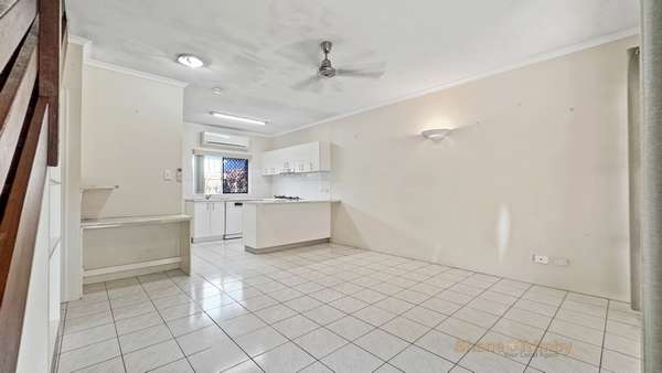 8/11-13 Short Street, Redlynch - Thumbnail 3