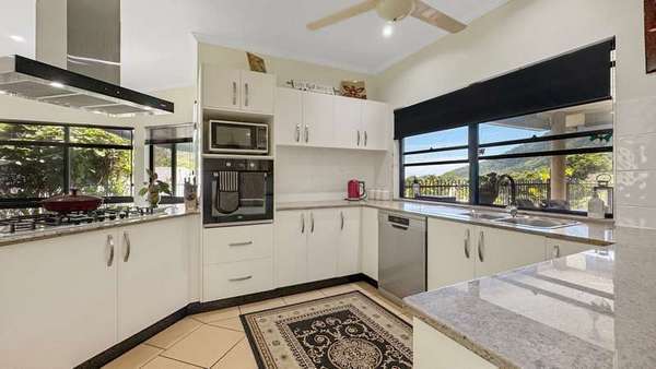 3 Mccoll Close, Redlynch - Thumbnail 8