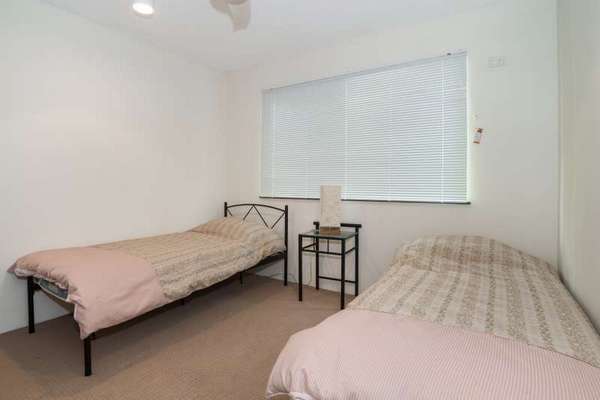 13/1-19 Poinciana Street, Holloways Beach - Thumbnail 6