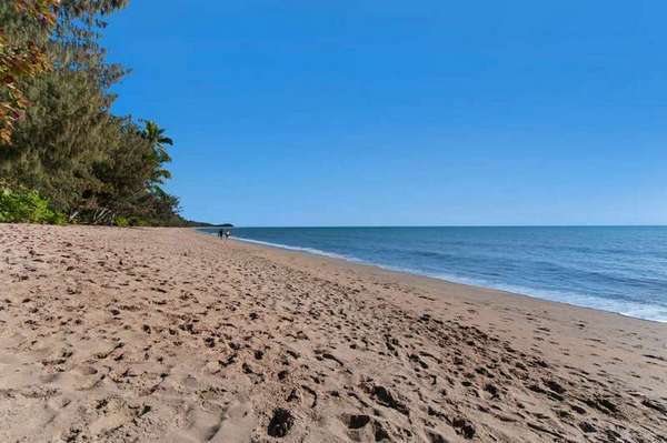 13/1-19 Poinciana Street, Holloways Beach - Thumbnail 8