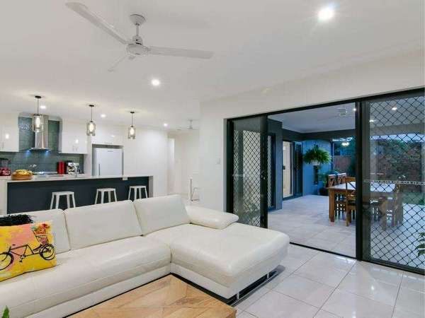 11 Frank St, Redlynch - Thumbnail 5
