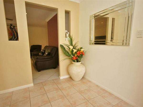 7 Willie Ming Close, Redlynch - Thumbnail 5