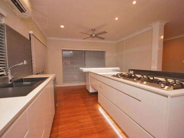 21 Norwood Crescent, Trinity Park - Thumbnail 7