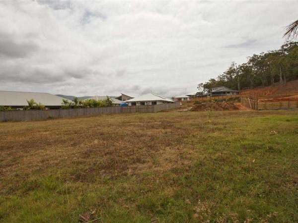 27 Bowline Close, Trinity Beach - Thumbnail 8