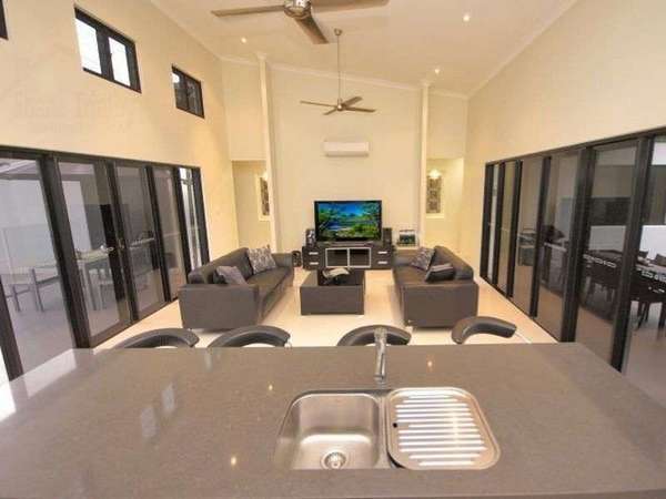 1 Sascha Close, Redlynch - Thumbnail 7