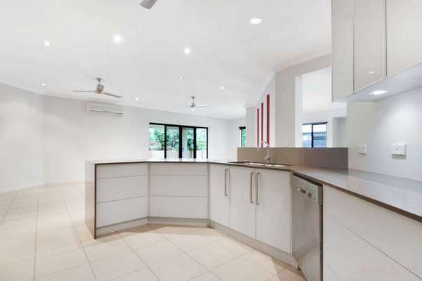 13 Huntley Crescent, Redlynch - Thumbnail 8