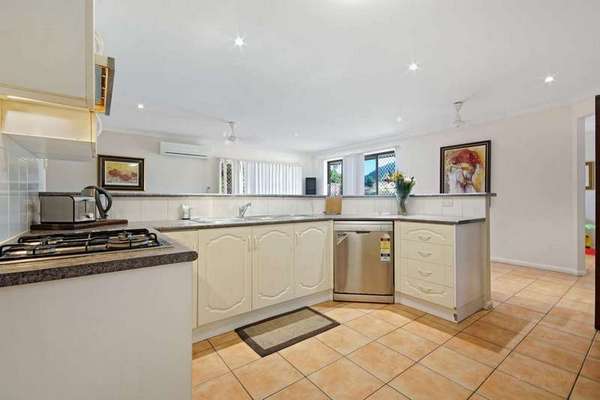 47 Banning Ave, Brinsmead - Thumbnail 2
