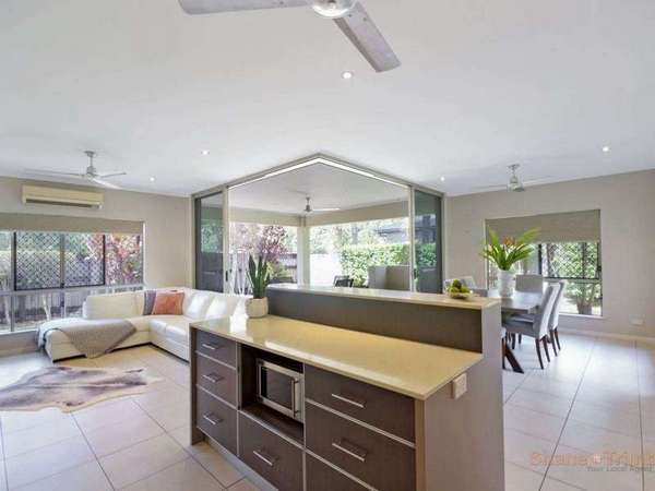 11 Lum Jim St, Redlynch - Thumbnail 2