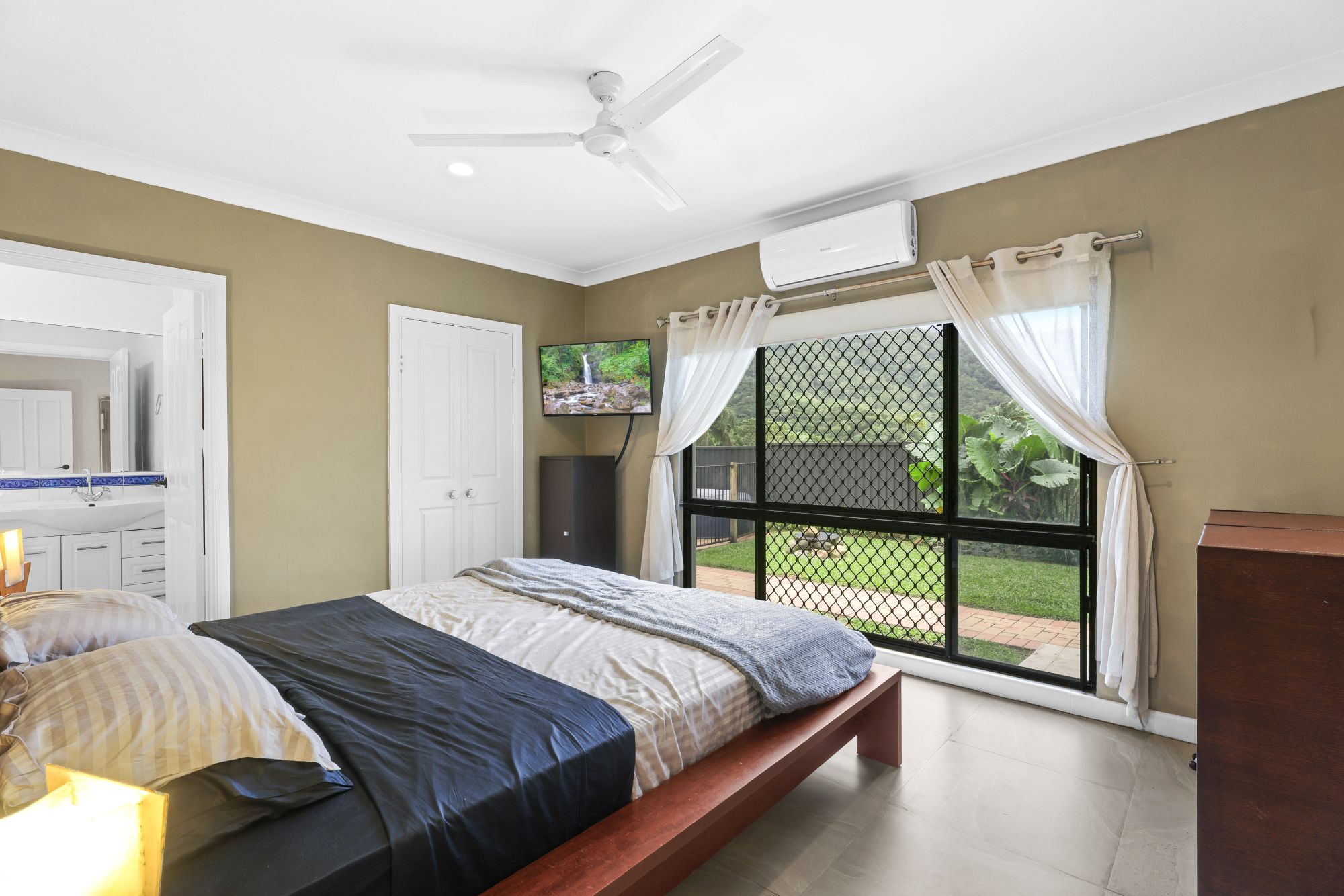 40 Red Ochre Street, Redlynch - Thumbnail 7