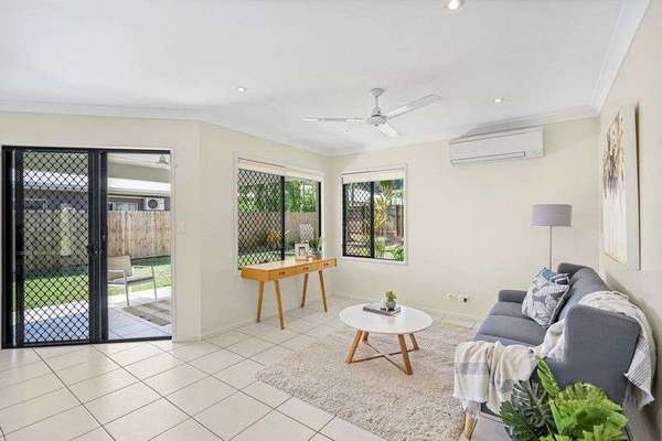 23 John Malcolm Street, Redlynch - Thumbnail 2