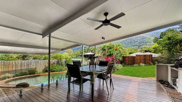 7 Brett Street, Mooroobool - Thumbnail 7