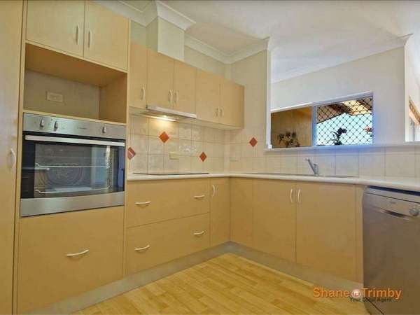 61 Daphne Drive, Redlynch - Thumbnail 5