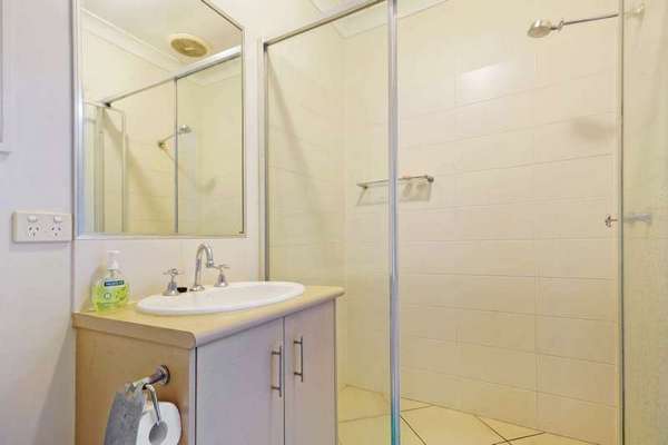 68 Xavier Herbert Drive, Redlynch - Thumbnail 4