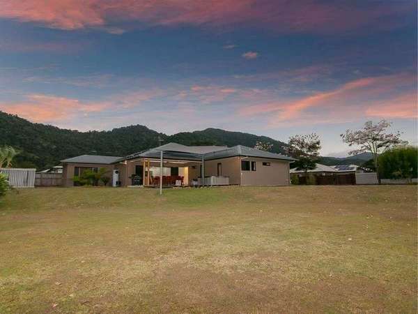 8 Kehone St, Redlynch - Thumbnail 2