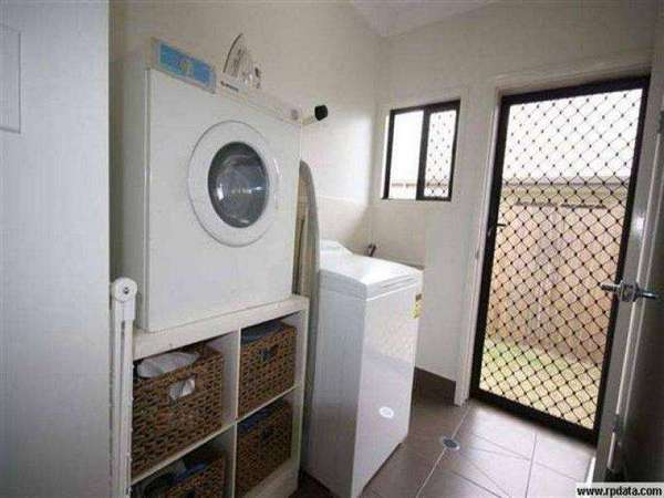 29 McBride Street, Redlynch - Thumbnail 8