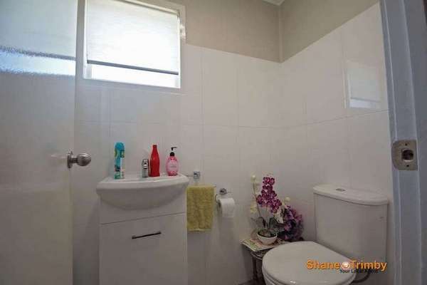 60 Enmore St, Manoora - Thumbnail 8