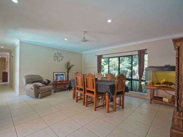 60 Fairley Street, Redlynch - Thumbnail 6