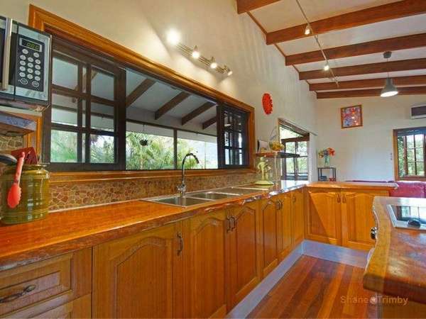 20 Lomatia Close, Redlynch - Thumbnail 2