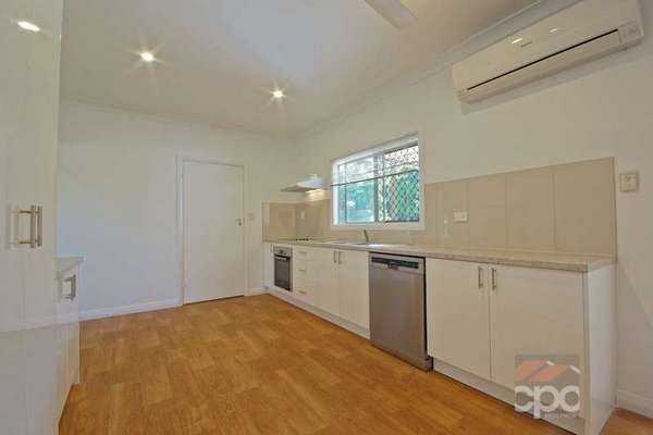 215 Harvey Road, Redlynch - Thumbnail 3