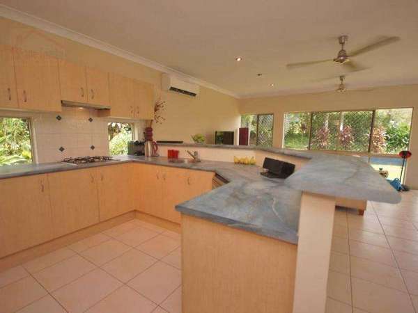5-7 Mary Parker Drive, Redlynch - Thumbnail 7