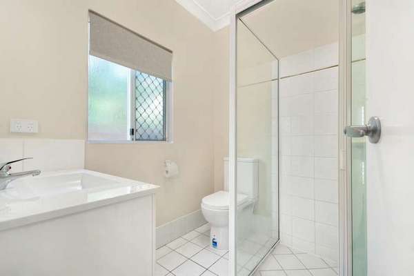 8 Bayu Close, Redlynch - Thumbnail 3