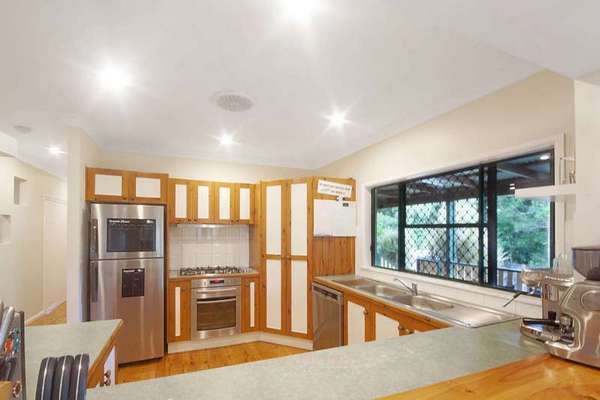 8 Jasmine St, Redlynch - Thumbnail 7