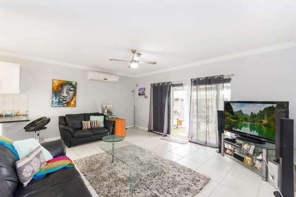12/389 McCoombe Street, Mooroobool - Thumbnail 2