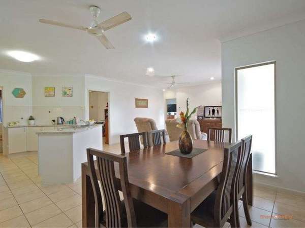 38 William Hickey St, Redlynch - Thumbnail 8