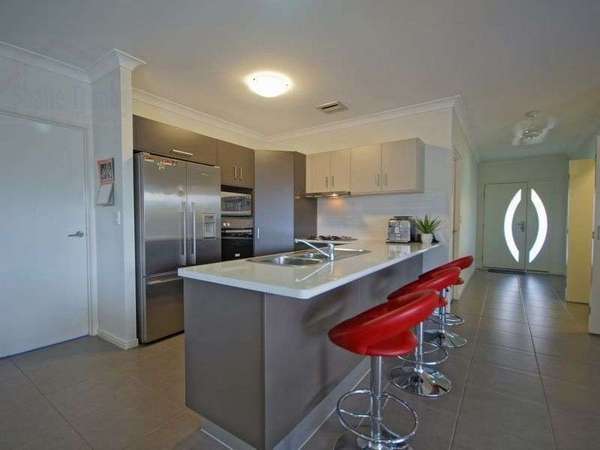 6 Alander Payet Close, Redlynch - Thumbnail 7